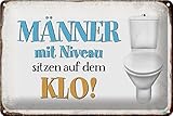 FEMER Blechschild Spruch 30x20cm Männer mit Niveau sitzen auf Klo Deko Schild tin Sign