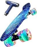 Deleven Skateboard mit LED Rollen, Skate Tool und ABEC 7 Lager - Kinder Erwachsene...